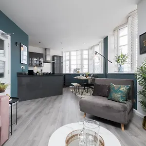 Bright & Spacious City Centre Apartment - 1-Bed , Brighton United Kingdom